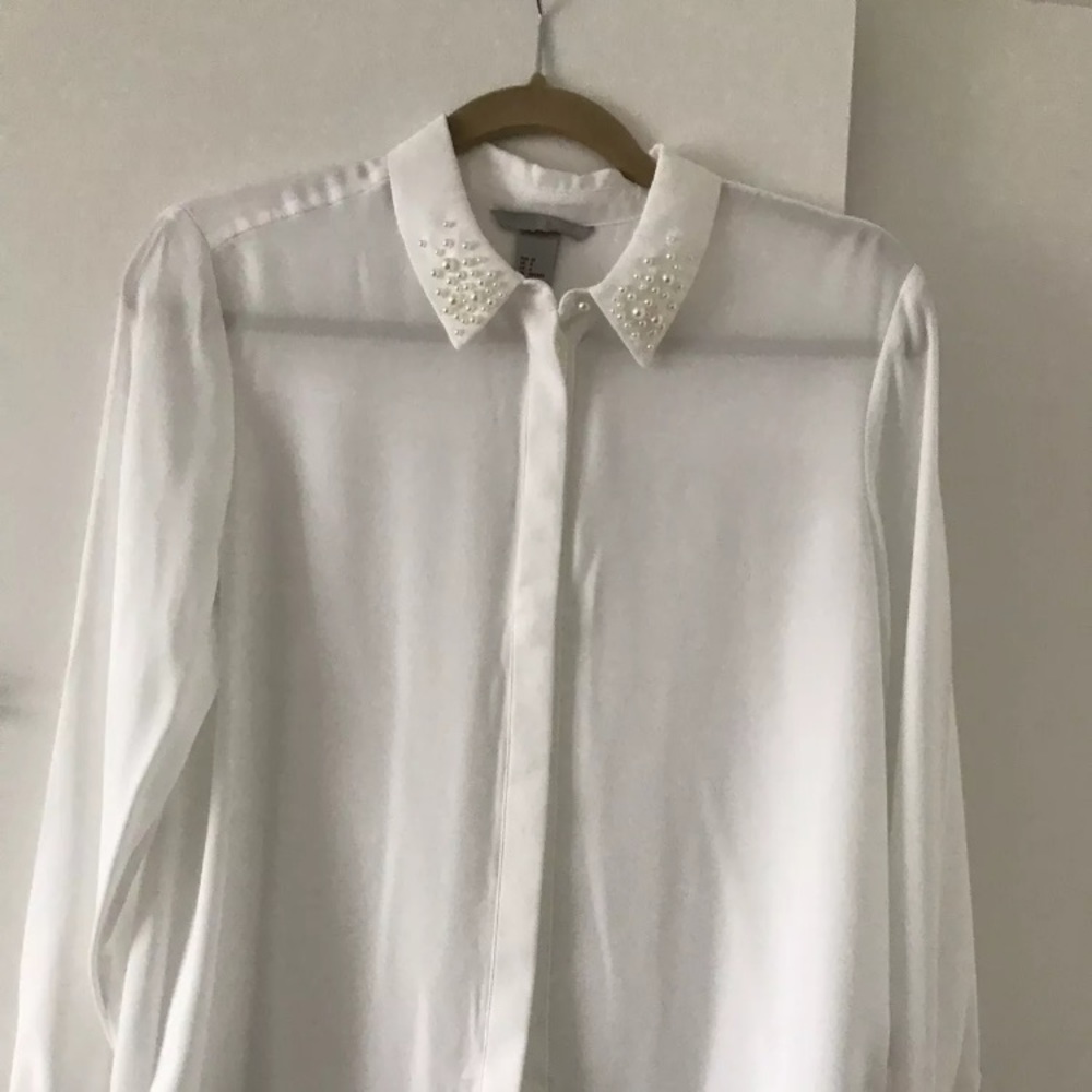 ISO this H&M top size 8 or 10